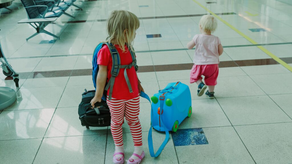 Our Kids Suitcase: For the Next Generation of Globetrotters